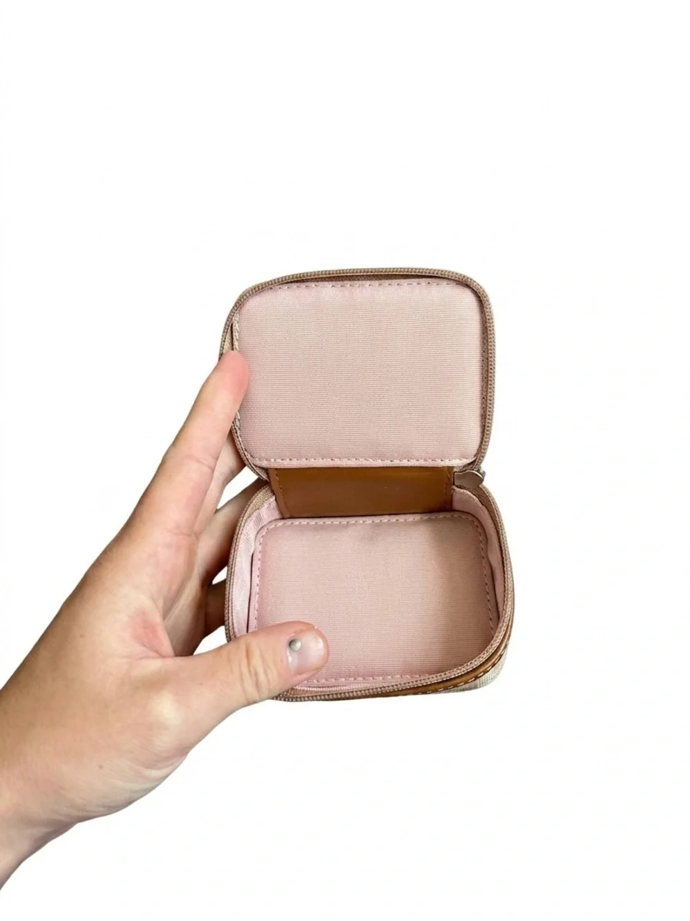 Coach Beige Signature Stripe Zip Pill, jewelry , Card Case